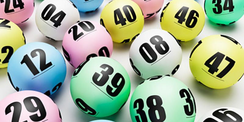 luck8882 ÁT CHỦ BÀI 5 LÁ
